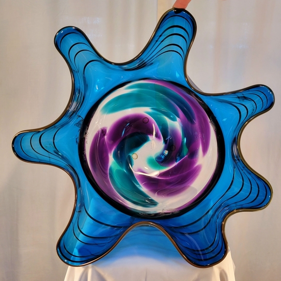 Scott & Laura Curry PNW Art Glass Blue/Gold Large Ruffled Handkerchief Bowl 2002 - Picture 5 of 10